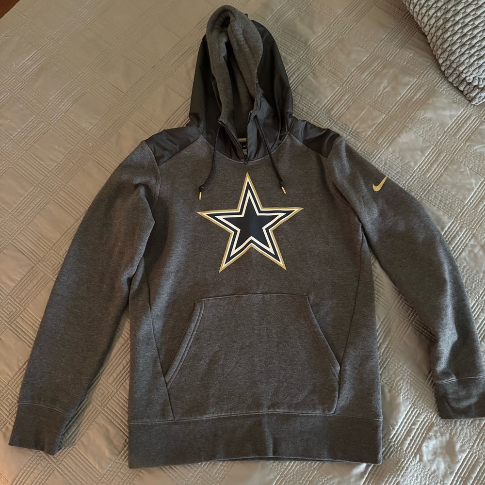 Dallas Cowboys Nike Men's Dark Gray Hoodie with Star Emblem Medium